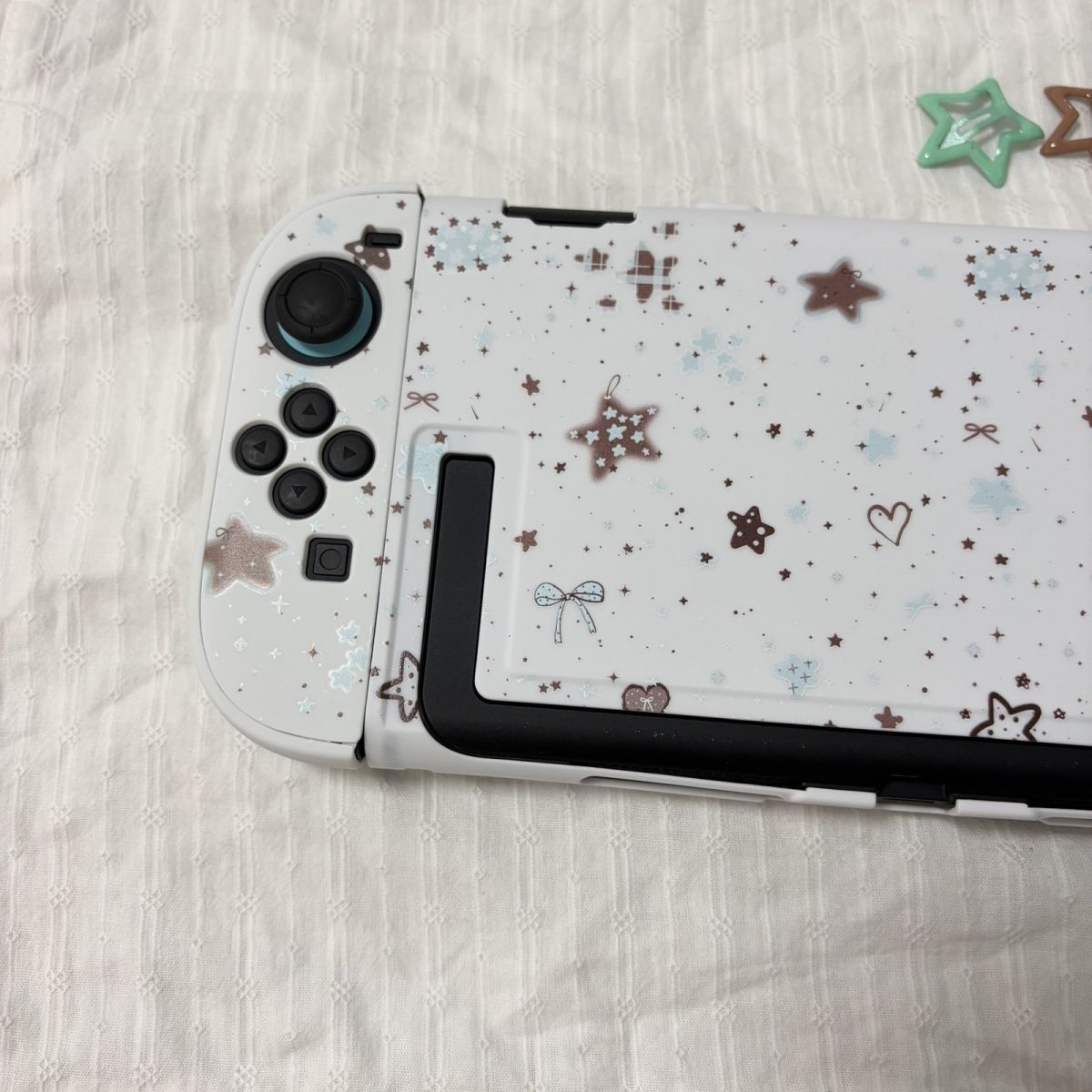 オリジナルデザインの分割保護ケース Nintendo Swi - Gaming Console Design のレビューと価格